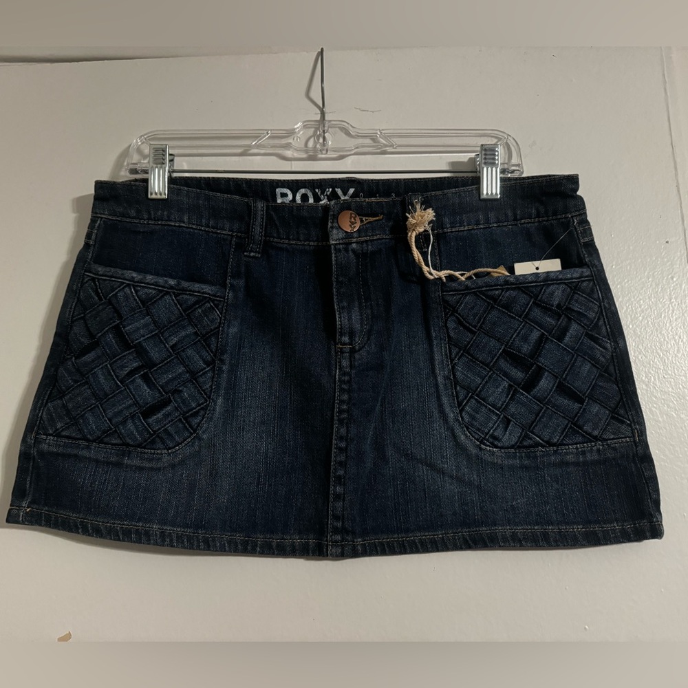 Roxy short Jean skirt/ 12” h / size 9